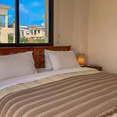 דירה Sabai - Pool, Sea View And Sunset Terraces פאפוס